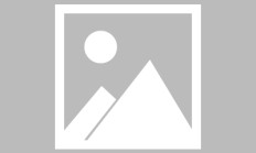 雷速APP:受鞋所困 郑钦文止步女王杯半决赛